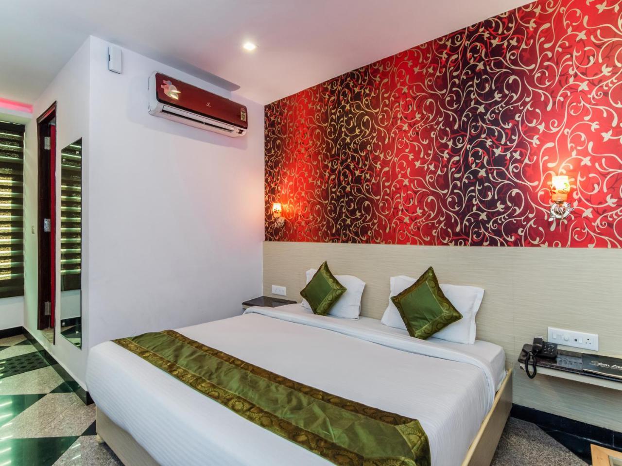 Citi Club Hotel Kanpur Bagian luar foto