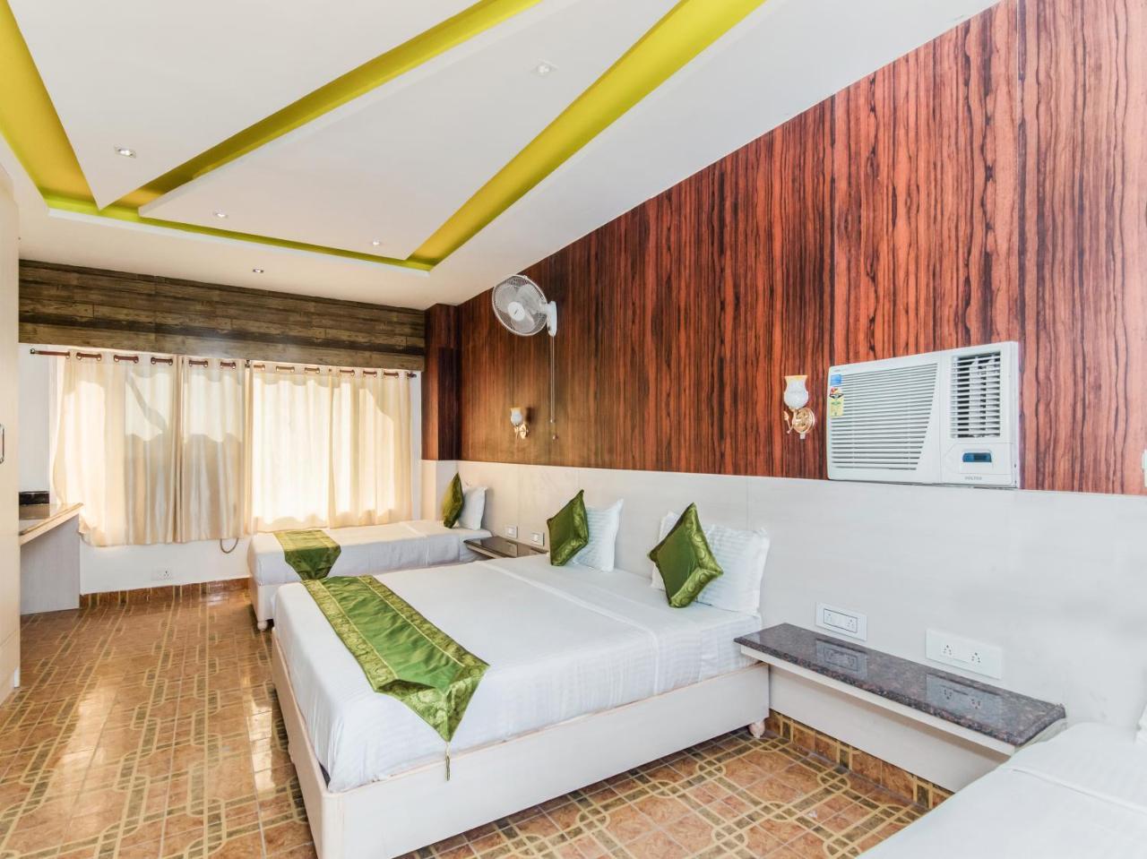 Citi Club Hotel Kanpur Bagian luar foto