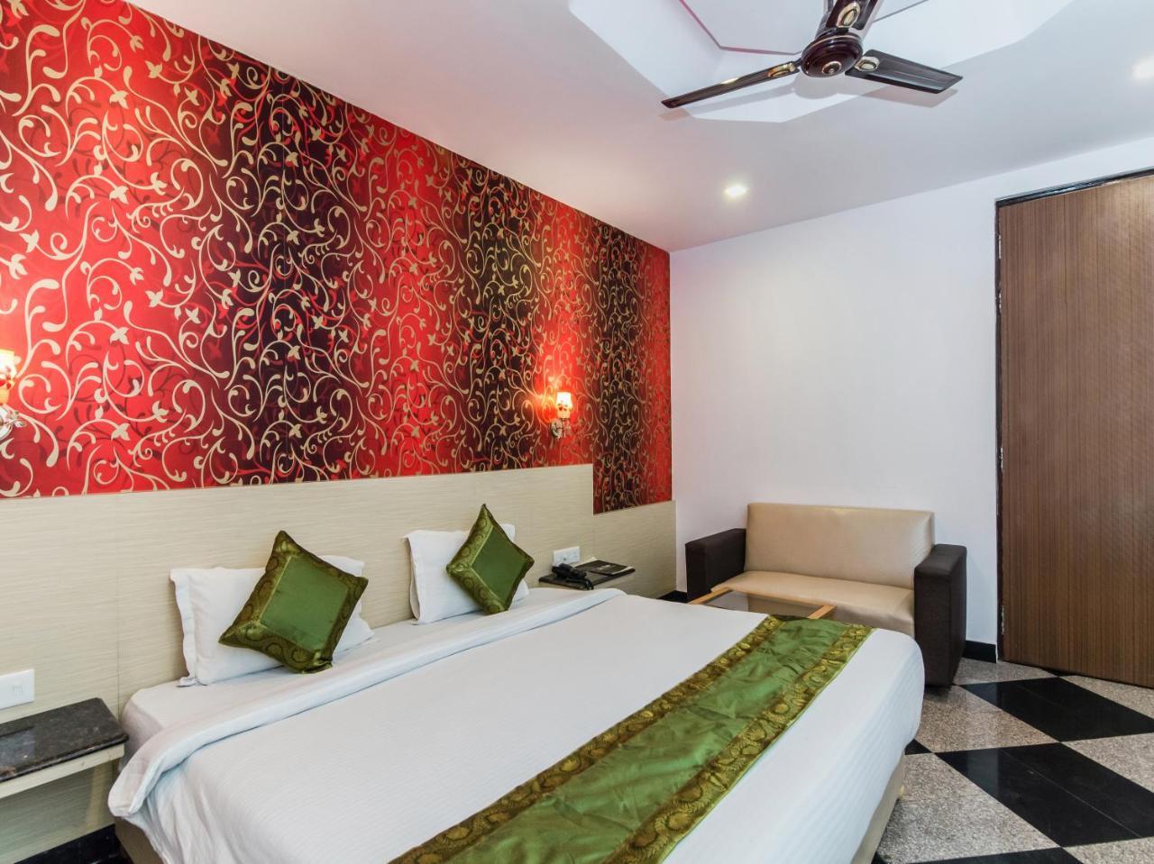 Citi Club Hotel Kanpur Bagian luar foto