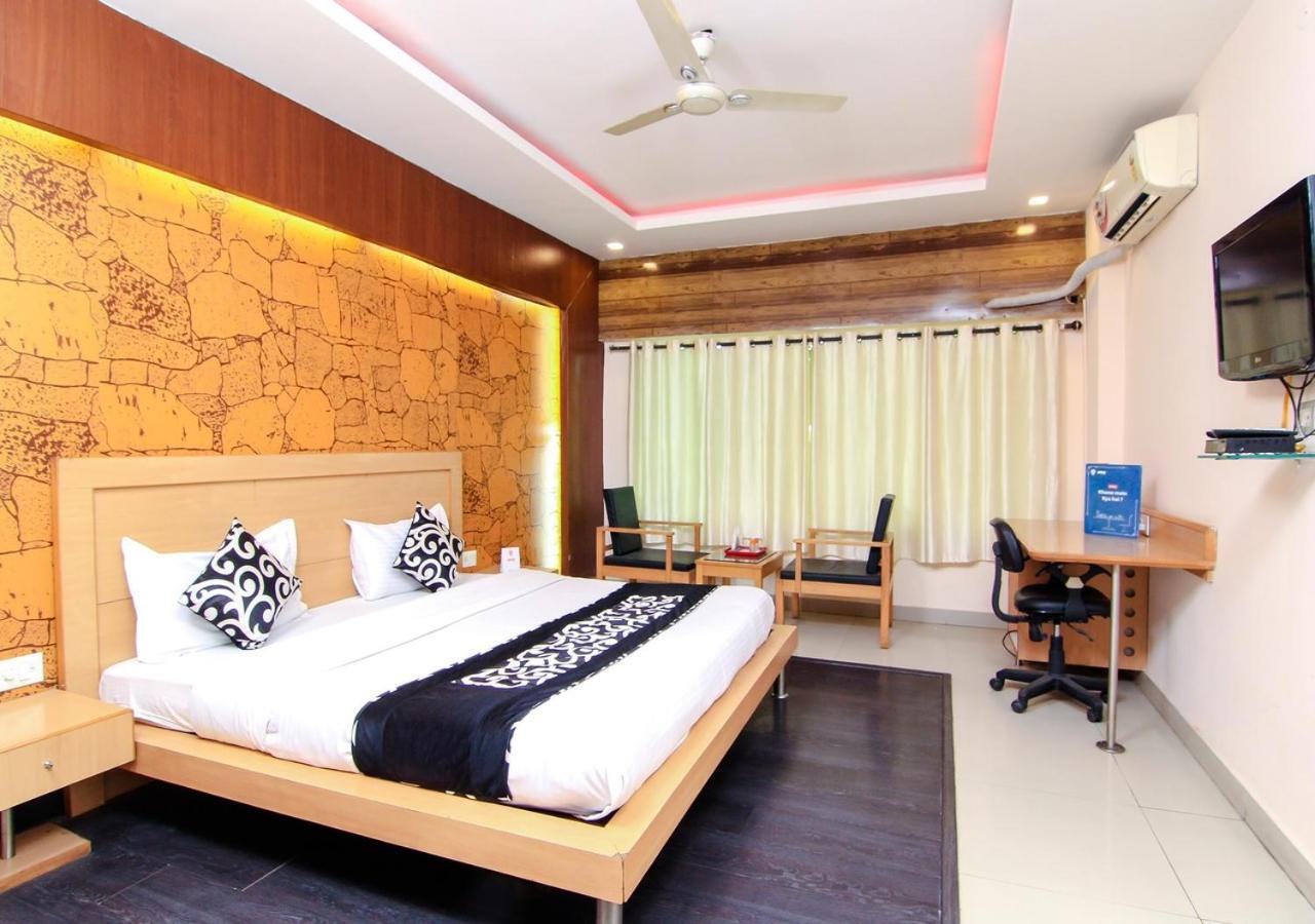 Citi Club Hotel Kanpur Bagian luar foto