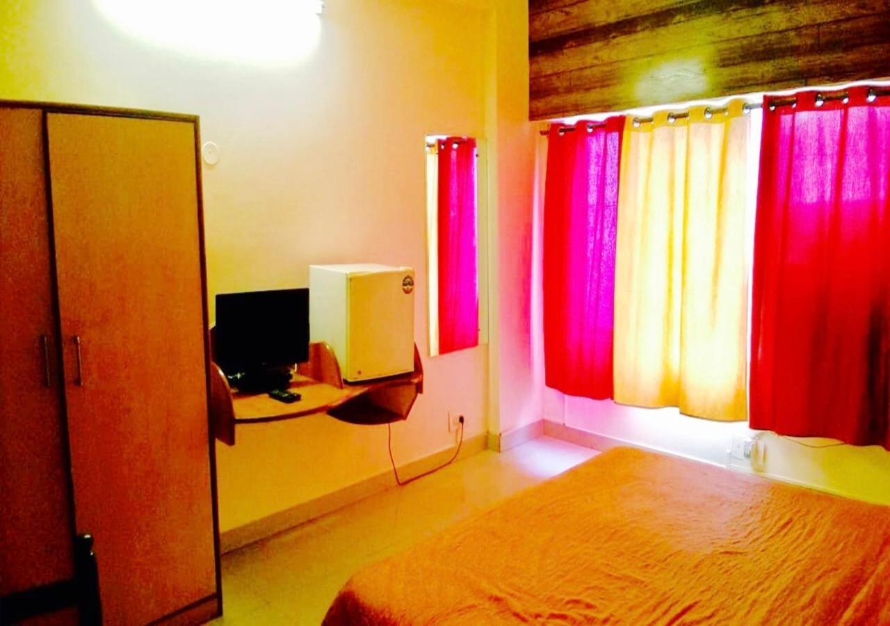 Citi Club Hotel Kanpur Bagian luar foto
